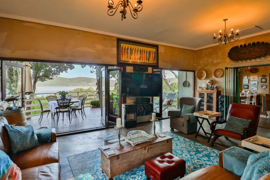 5 Bedroom Property for Sale in Paradise Western Cape